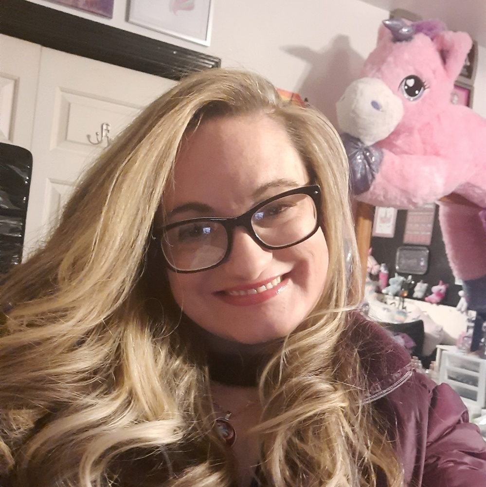 Meet your Posher, Jennifer